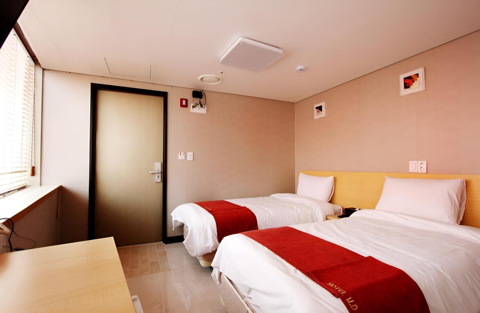 Hotel Myeongdong Seoul Exterior photo